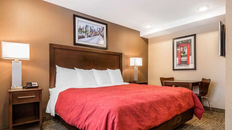 <b>Rodeway Inn Chicago-Evanston Room</b>. Images powered by <a href="https://iceportal.shijigroup.com/" title="IcePortal" target="_blank">IcePortal</a>.