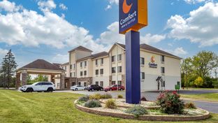 Comfort Inn & Suites Chicago/Aurora