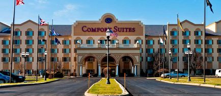 Comfort Suites Exterior