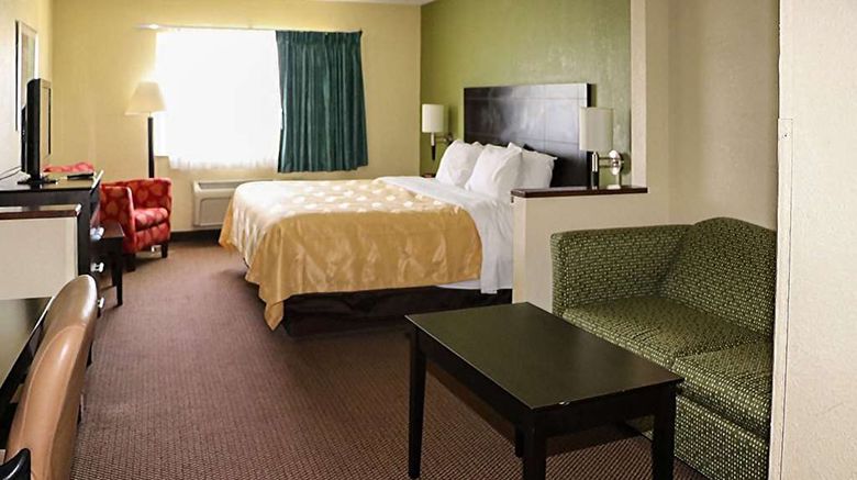 <b>Quality Inn Evansville Eastland Area Room</b>. Images powered by <a href="https://iceportal.shijigroup.com/" title="IcePortal" target="_blank">IcePortal</a>.