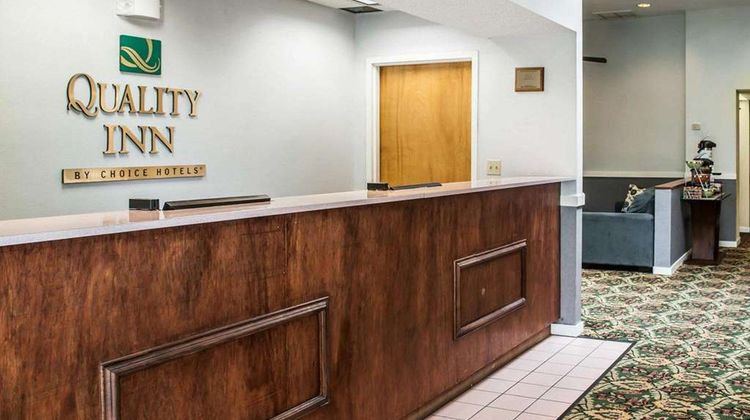 Quality Inn Lobby