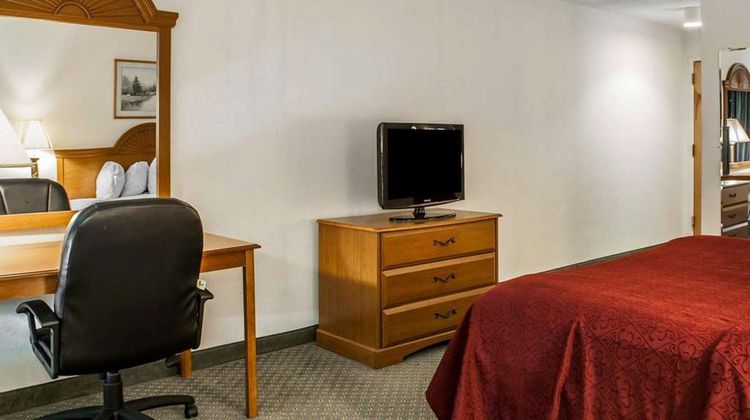 Quality Inn Room