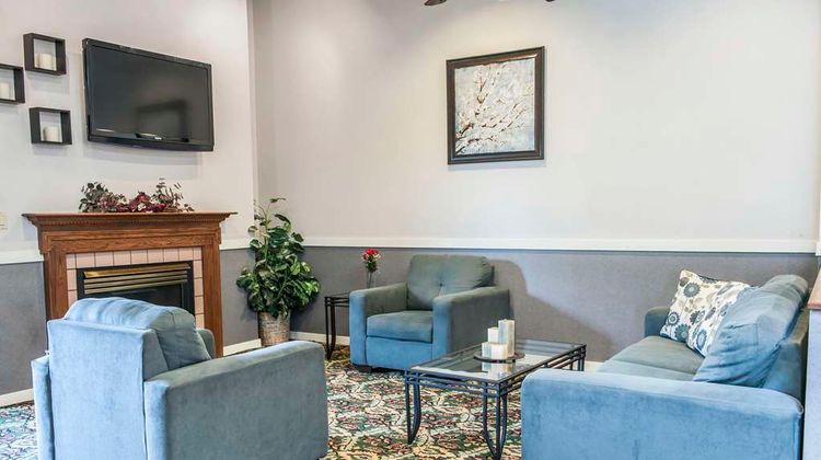 Quality Inn Lobby