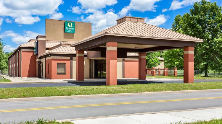 Quality Inn Exterior
