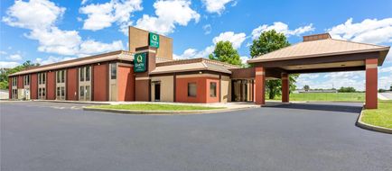 Quality Inn Exterior