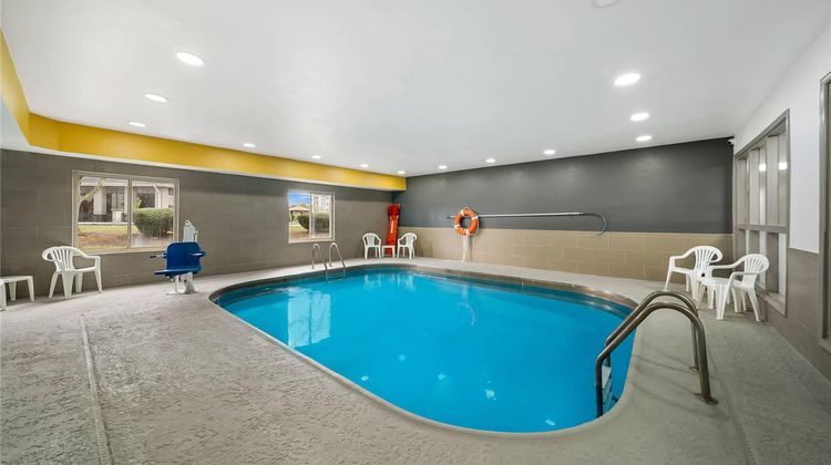 Comfort Inn Pool