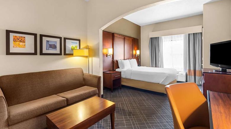 <b>Comfort Suites Vincennes Room</b>. Images powered by <a href="https://iceportal.shijigroup.com/" title="IcePortal" target="_blank">IcePortal</a>.