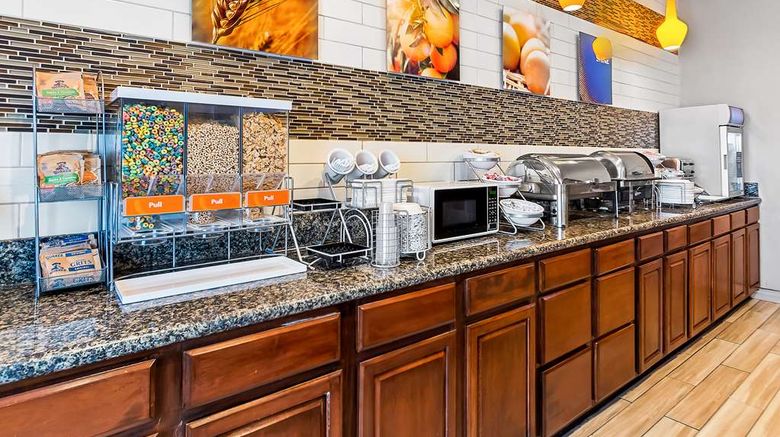 <b>Comfort Suites Vincennes Restaurant</b>. Images powered by <a href="https://iceportal.shijigroup.com/" title="IcePortal" target="_blank">IcePortal</a>.