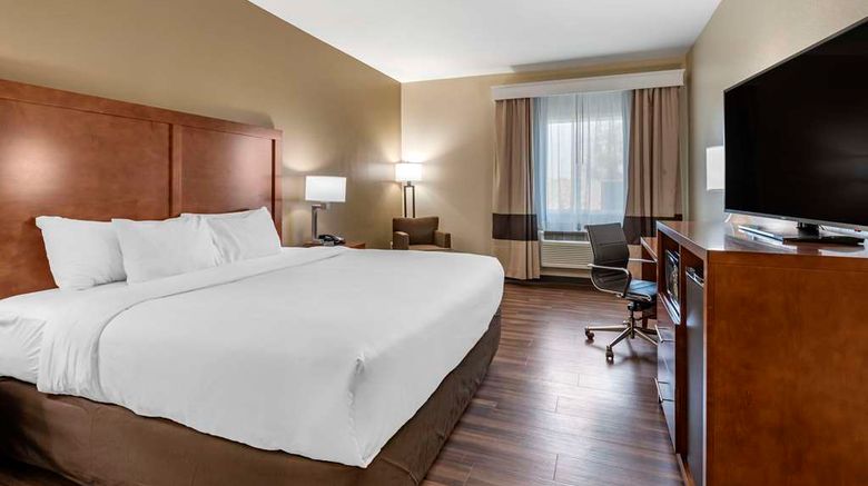 <b>Comfort Inn Crawfordsville Room</b>. Images powered by <a href="https://iceportal.shijigroup.com/" title="IcePortal" target="_blank">IcePortal</a>.