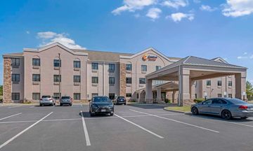 Comfort Suites
