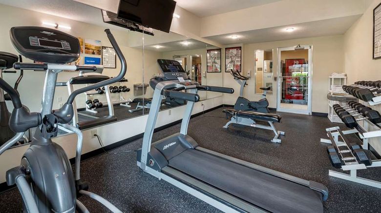 <b>Comfort Inn Indianapolis East Health</b>. Images powered by <a href="https://iceportal.shijigroup.com/" title="IcePortal" target="_blank">IcePortal</a>.