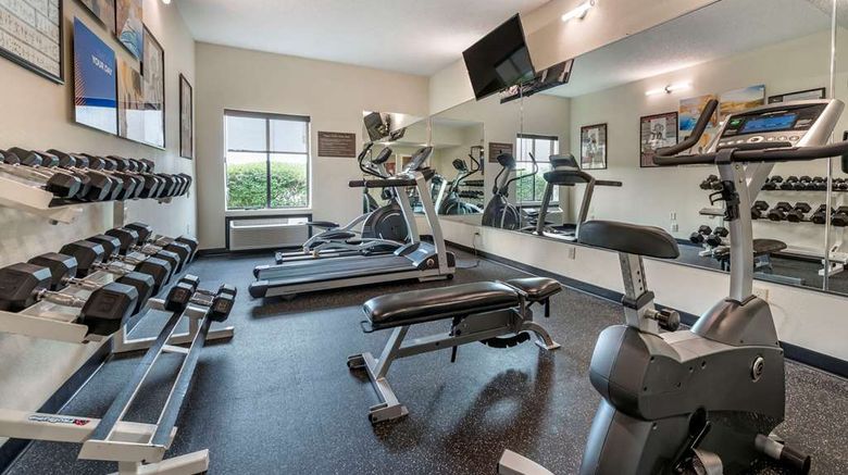 <b>Comfort Inn Indianapolis East Health</b>. Images powered by <a href="https://iceportal.shijigroup.com/" title="IcePortal" target="_blank">IcePortal</a>.