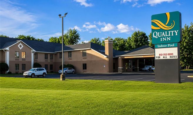 Quality Inn North Vernon Exterior