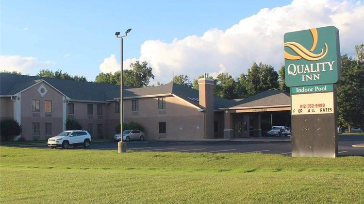 Quality Inn North Vernon Exterior