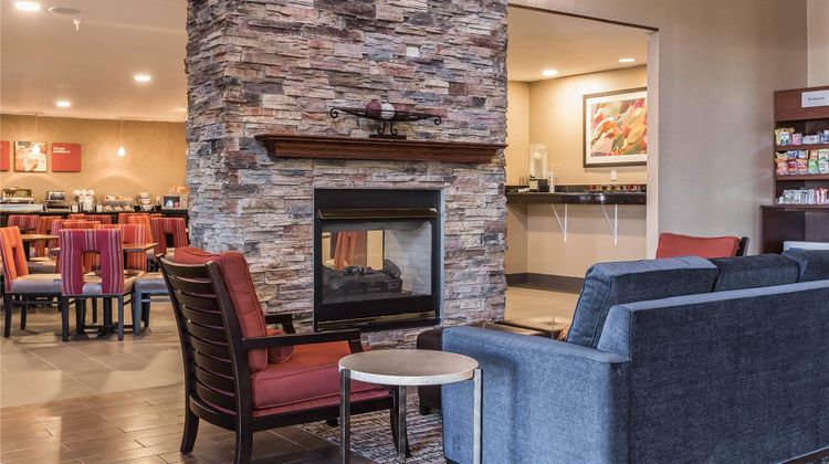 Comfort Suites Fort Wayne Lobby