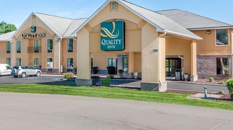 Quality Inn Exterior