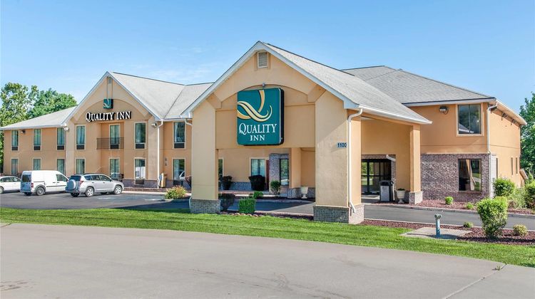 Quality Inn Exterior