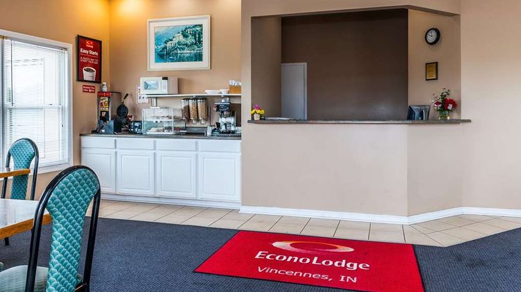 Econo Lodge Vincennes Lobby