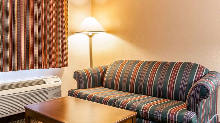 Econo Lodge Vincennes Room