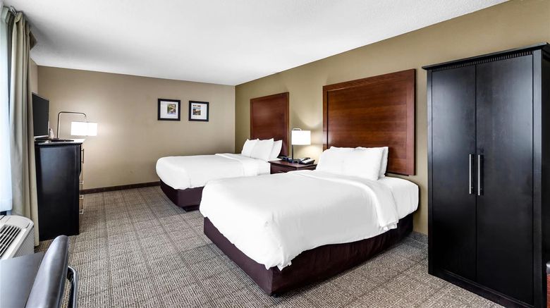 <b>Comfort Inn East, Evansville Room</b>. Images powered by <a href="https://iceportal.shijigroup.com/" title="IcePortal" target="_blank">IcePortal</a>.