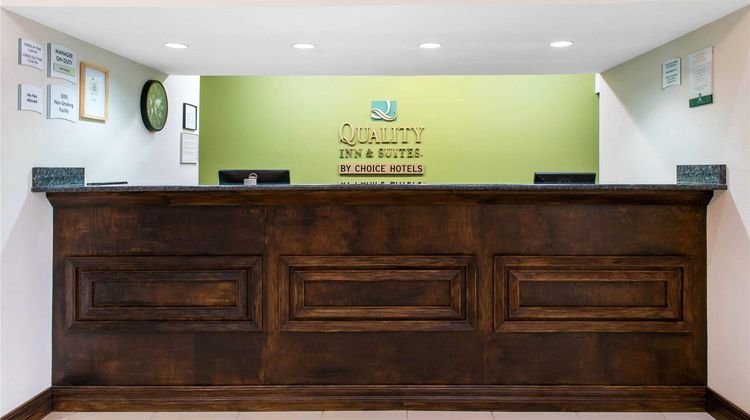 Quality Inn & Suites Anderson Lobby