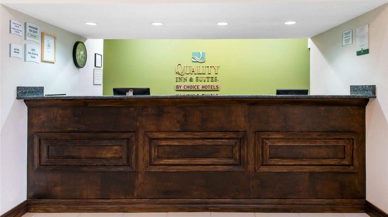 <b>Quality Inn & Suites Anderson Lobby</b>. Images powered by <a href="https://iceportal.shijigroup.com/" title="IcePortal" target="_blank">IcePortal</a>.