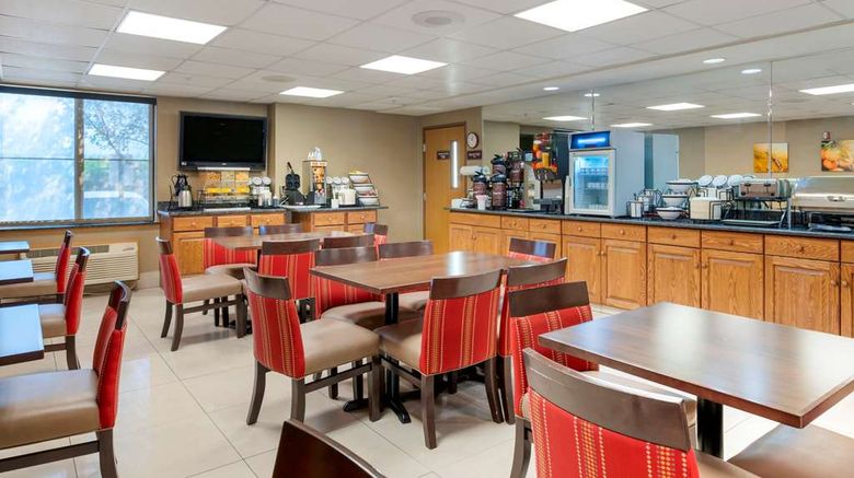 <b>Comfort Inn Restaurant</b>. Images powered by <a href="https://iceportal.shijigroup.com/" title="IcePortal" target="_blank">IcePortal</a>.