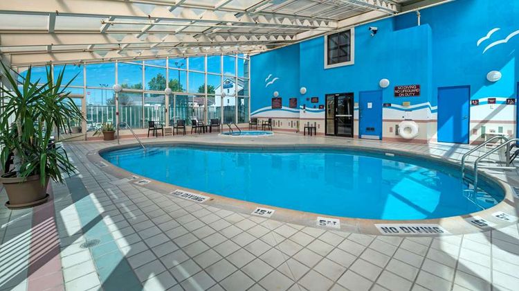 Comfort Inn Pool
