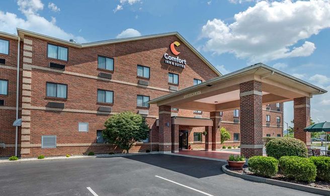 Comfort Inn & Suites Exterior