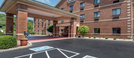 Comfort Inn & Suites Exterior