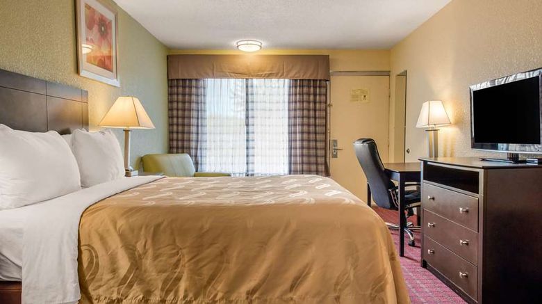 <b>Quality Inn Huntingburg Jasper Room</b>. Images powered by <a href="https://iceportal.shijigroup.com/" title="IcePortal" target="_blank">IcePortal</a>.
