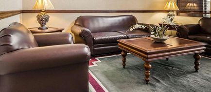 Quality Suites Jeffersonville Lobby