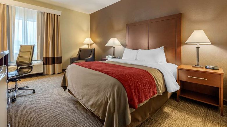 <b>Comfort Inn Warren Room</b>. Images powered by <a href="https://iceportal.shijigroup.com/" title="IcePortal" target="_blank">IcePortal</a>.