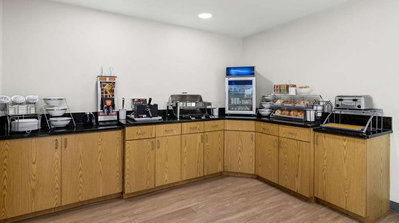 <b>Comfort Inn Schererville Restaurant</b>. Images powered by <a href="https://iceportal.shijigroup.com/" title="IcePortal" target="_blank">IcePortal</a>.