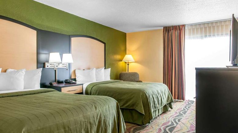 <b>Quality Inn & Conference Center Room</b>. Images powered by <a href="https://iceportal.shijigroup.com/" title="IcePortal" target="_blank">IcePortal</a>.