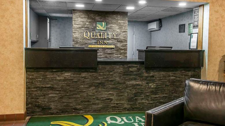 <b>Quality Inn & Conference Center Lobby</b>. Images powered by <a href="https://iceportal.shijigroup.com/" title="IcePortal" target="_blank">IcePortal</a>.