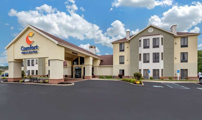 Comfort Inn & Suites Exterior