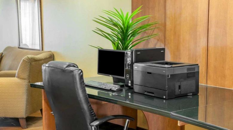 <b>Comfort Suites Southport Other</b>. Images powered by <a href="https://iceportal.shijigroup.com/" title="IcePortal" target="_blank">IcePortal</a>.
