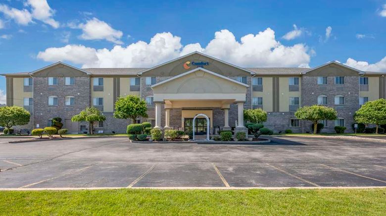 Comfort Inn Fremont Exterior. Images powered by <a href="https://iceportal.shijigroup.com" target="_blank" rel="noopener">Ice Portal</a>.