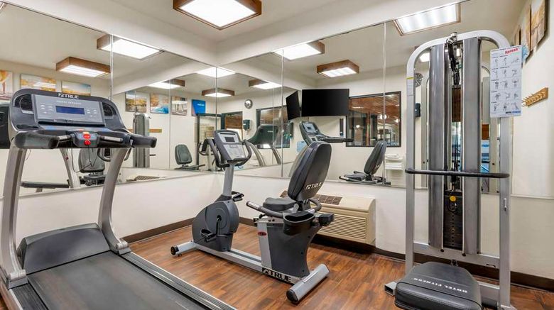<b>Comfort Inn Fremont Health</b>. Images powered by <a href="https://iceportal.shijigroup.com/" title="IcePortal" target="_blank">IcePortal</a>.
