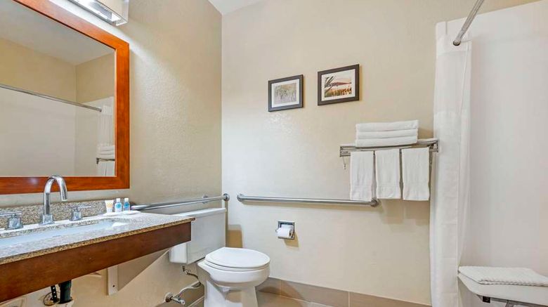 <b>Comfort Inn Fremont Room</b>. Images powered by <a href="https://iceportal.shijigroup.com/" title="IcePortal" target="_blank">IcePortal</a>.