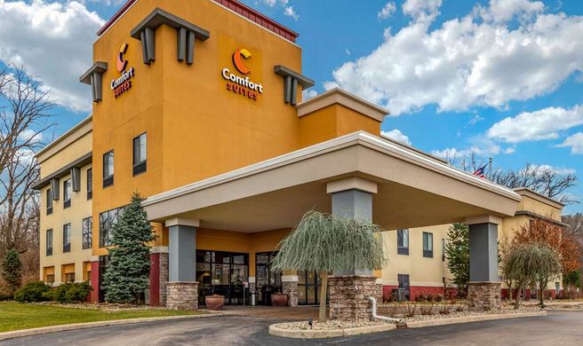 Comfort Suites Elkhart South Exterior