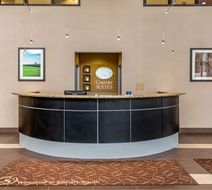 Comfort Suites Elkhart South Lobby