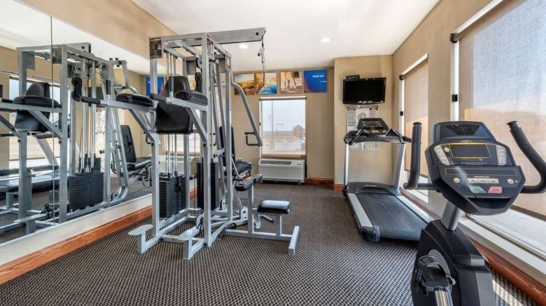 <b>Comfort Inn and Suites Muncie Health</b>. Images powered by <a href="https://iceportal.shijigroup.com/" title="IcePortal" target="_blank">IcePortal</a>.