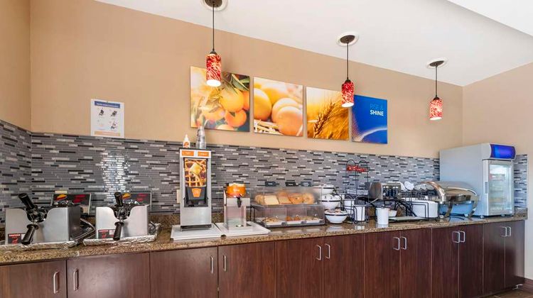 Comfort Inn & Suites Porter Restaurant