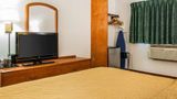 <b>Quality Inn South Room</b>. Images powered by <a href="https://iceportal.shijigroup.com/" title="IcePortal" target="_blank">IcePortal</a>.