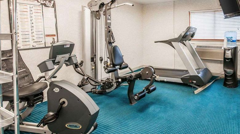 <b>Quality Inn South Health</b>. Images powered by <a href="https://iceportal.shijigroup.com/" title="IcePortal" target="_blank">IcePortal</a>.