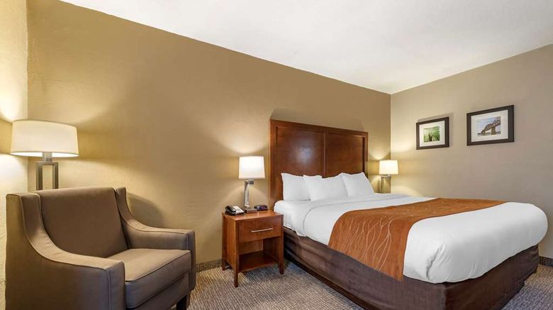 <b>Comfort Inn Madison near Clifty Falls Room</b>. Images powered by <a href="https://iceportal.shijigroup.com/" title="IcePortal" target="_blank">IcePortal</a>.