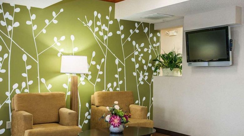 <b>Sleep Inn Lobby</b>. Images powered by <a href="https://iceportal.shijigroup.com/" title="IcePortal" target="_blank">IcePortal</a>.