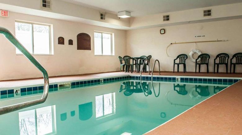 <b>Sleep Inn Pool</b>. Images powered by <a href="https://iceportal.shijigroup.com/" title="IcePortal" target="_blank">IcePortal</a>.